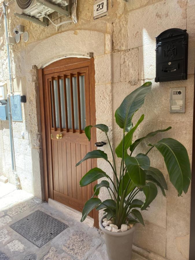 La Casa Della Felicita Apartment Бари Экстерьер фото