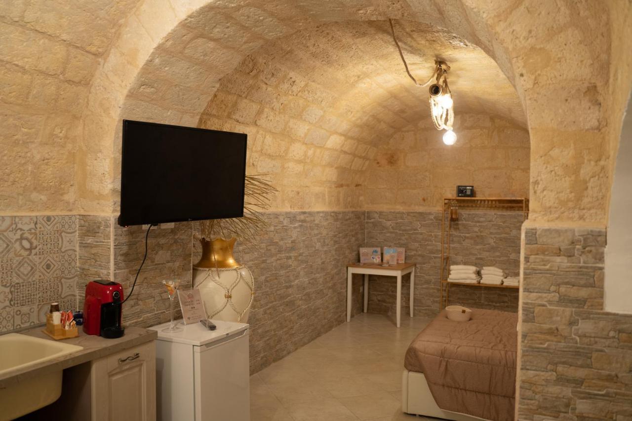La Casa Della Felicita Apartment Бари Экстерьер фото
