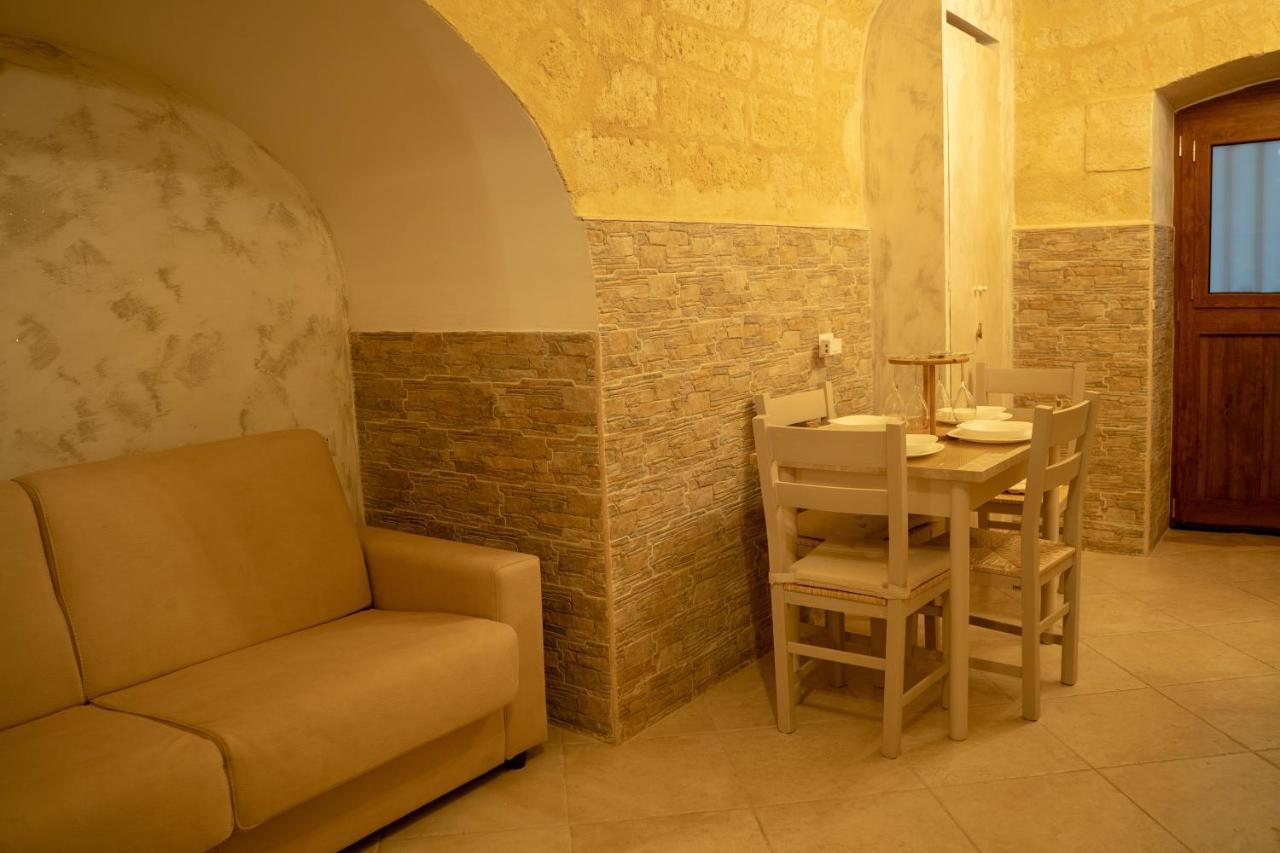 La Casa Della Felicita Apartment Бари Экстерьер фото