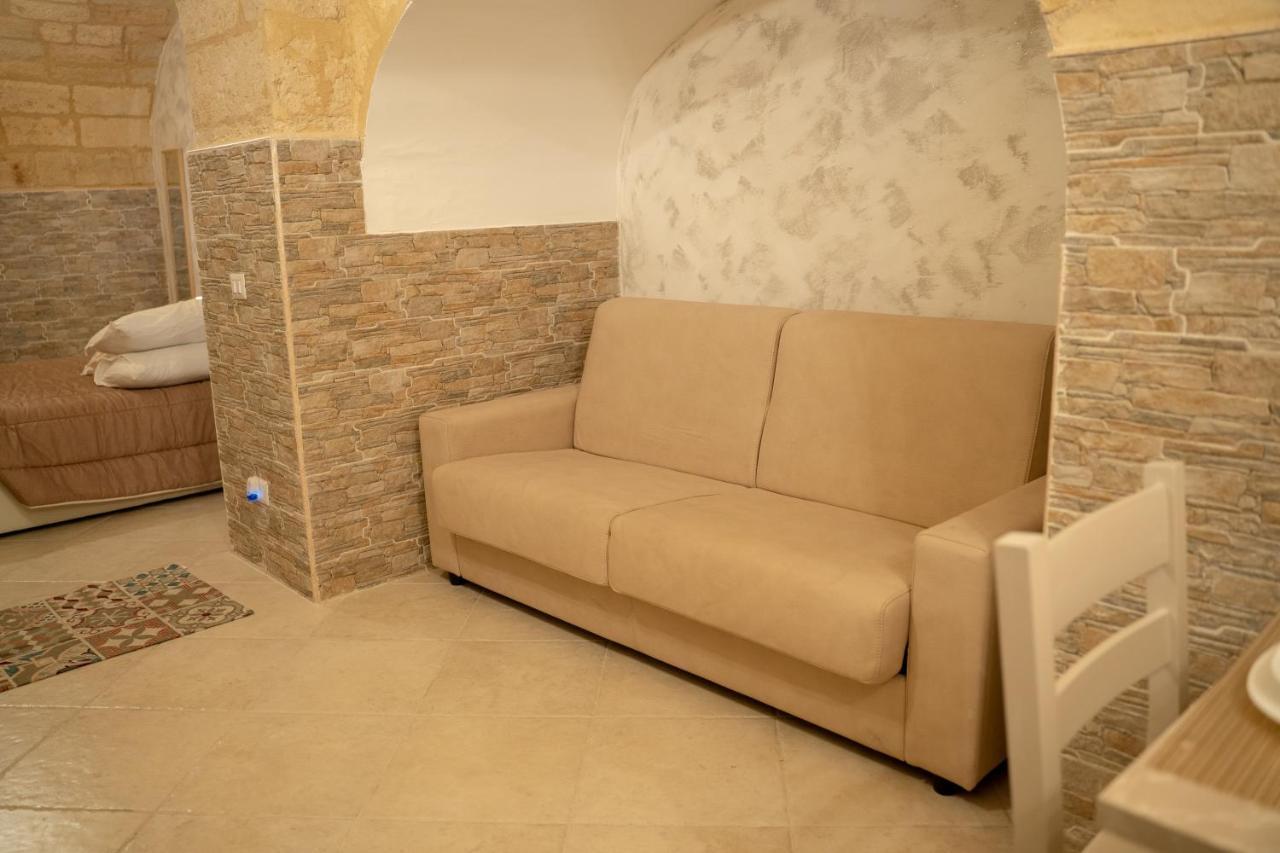 La Casa Della Felicita Apartment Бари Экстерьер фото